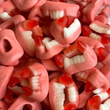 Dentier de Dracula Trolli : bonbon gélifié en forme de vampire | La Boîte à Bonb'z